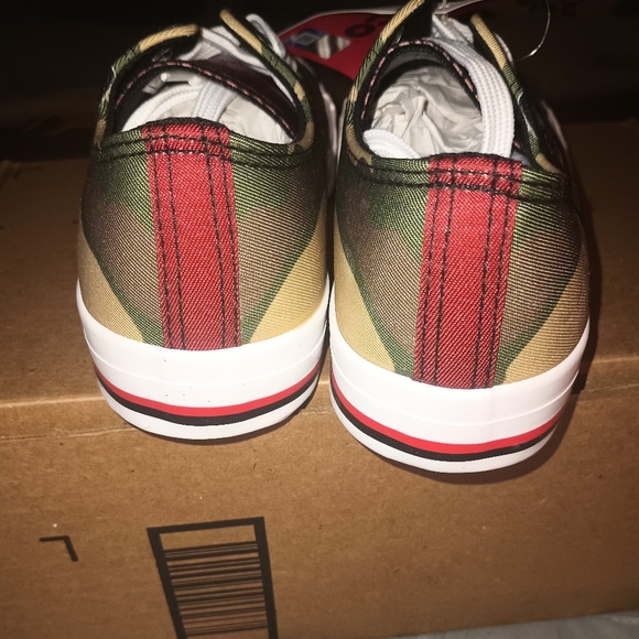 Foco Gamecocks camouflage size 8 women New in the Box - Picture 7 of 8
